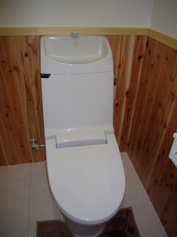 前のトイレをそのまま使用していますが、まったく違和感がありません。